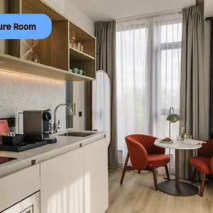 4* Hotel The Social Hub